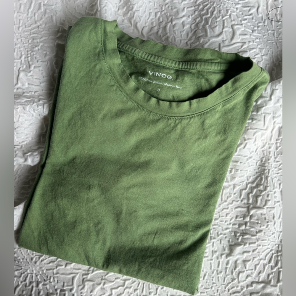 NWOT Vince T-Shirt in small Green Pima Cotton